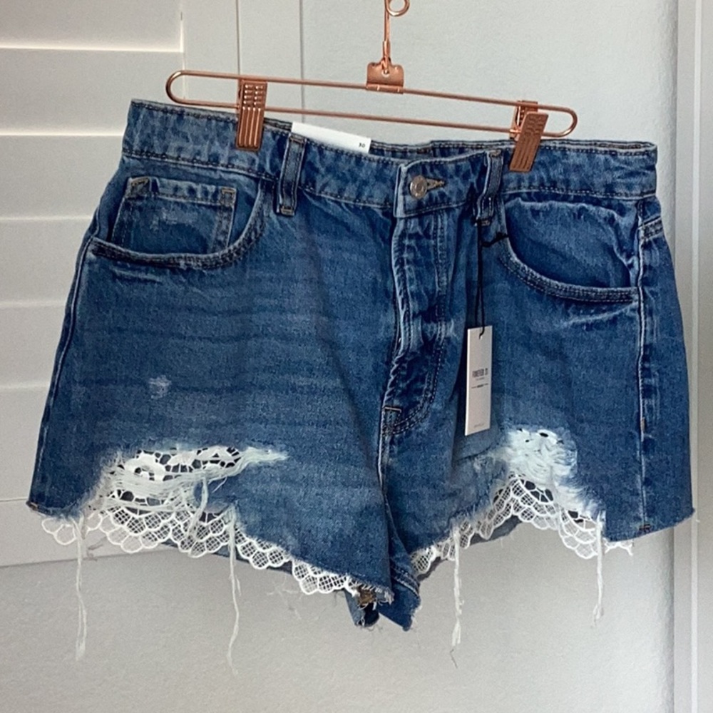 Forever 21 premium Jean Shorts, Size 30, NWT